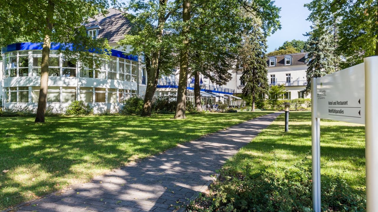 Gartenansicht VITALHOTEL ambiente Gartenansicht VITALHOTEL ambiente